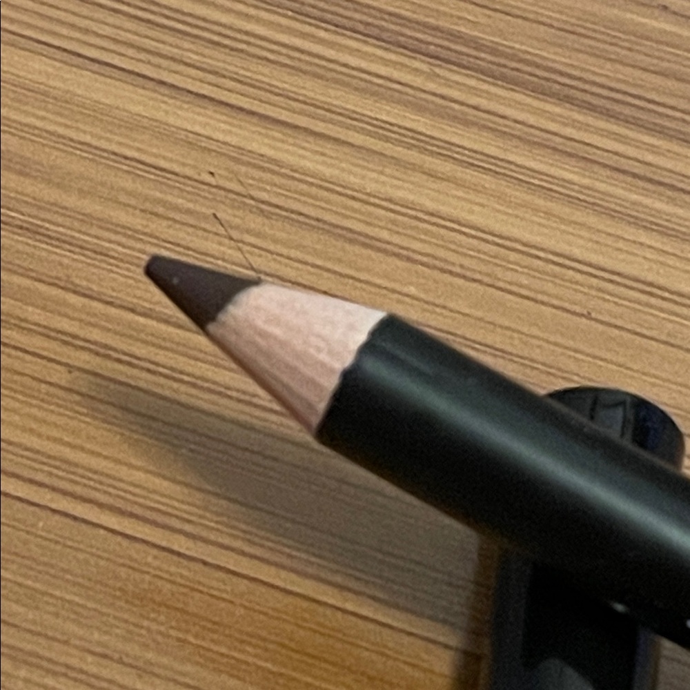 Dark Brown eyeliner pencil by Nabi